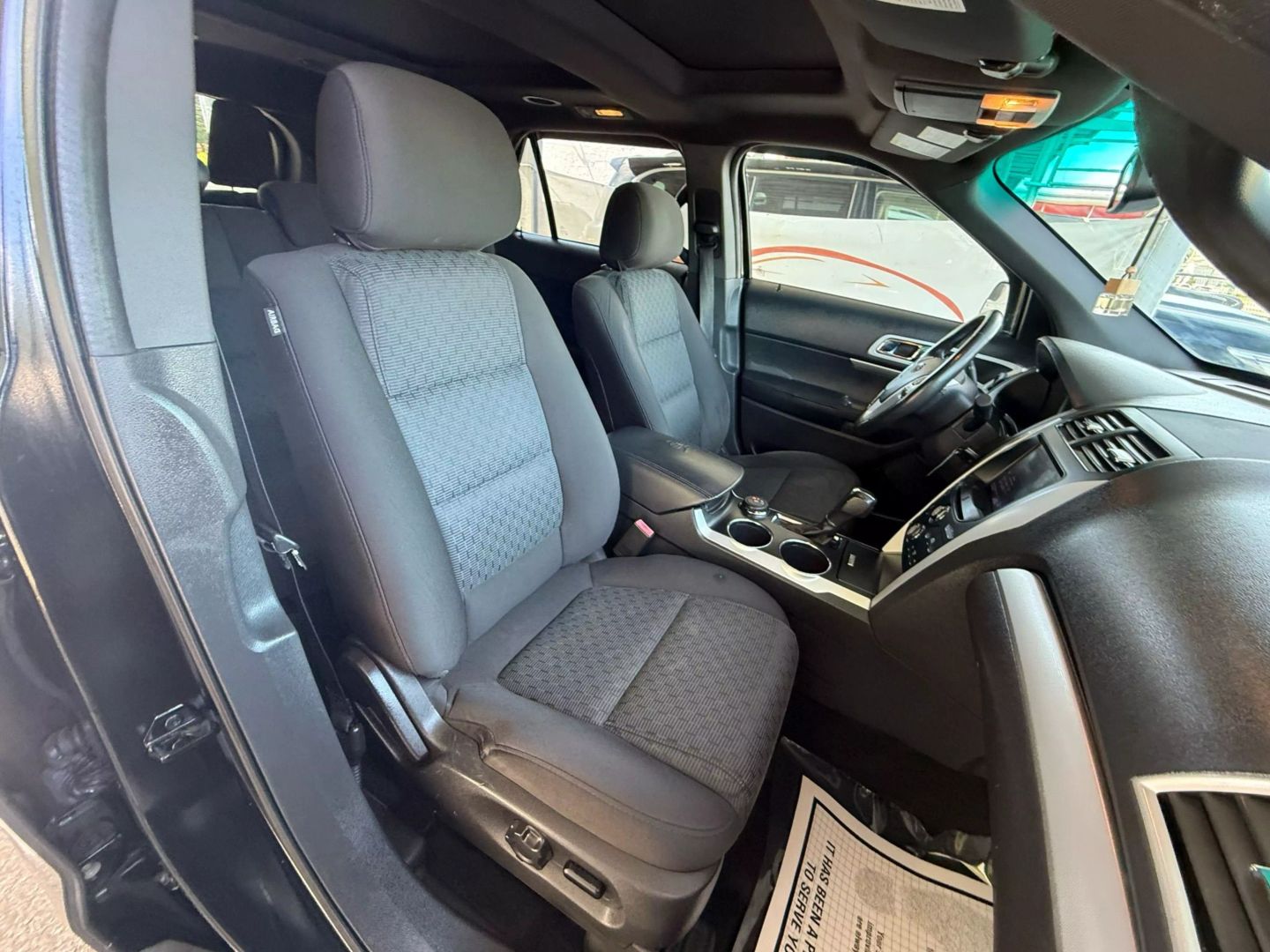 2013 Ford Explorer - Image 27