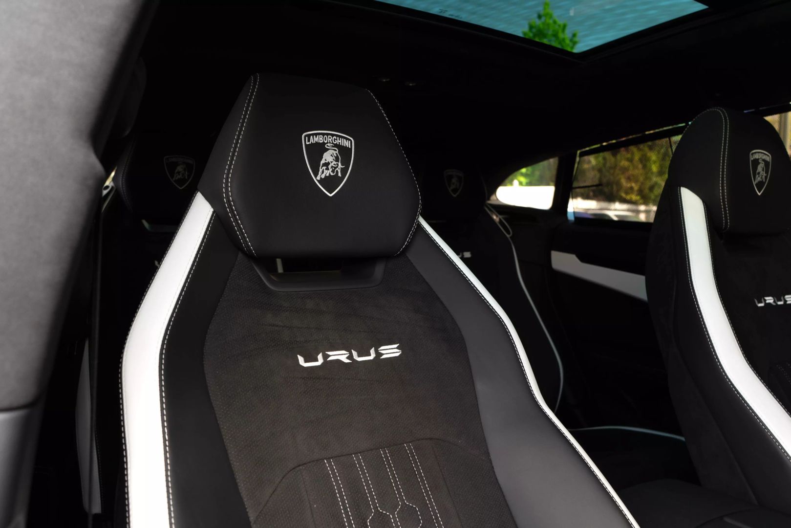 2024 Lamborghini Urus - Image 53