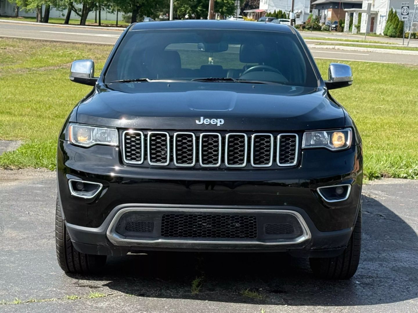 2019 Jeep Grand Cherokee - Image 5