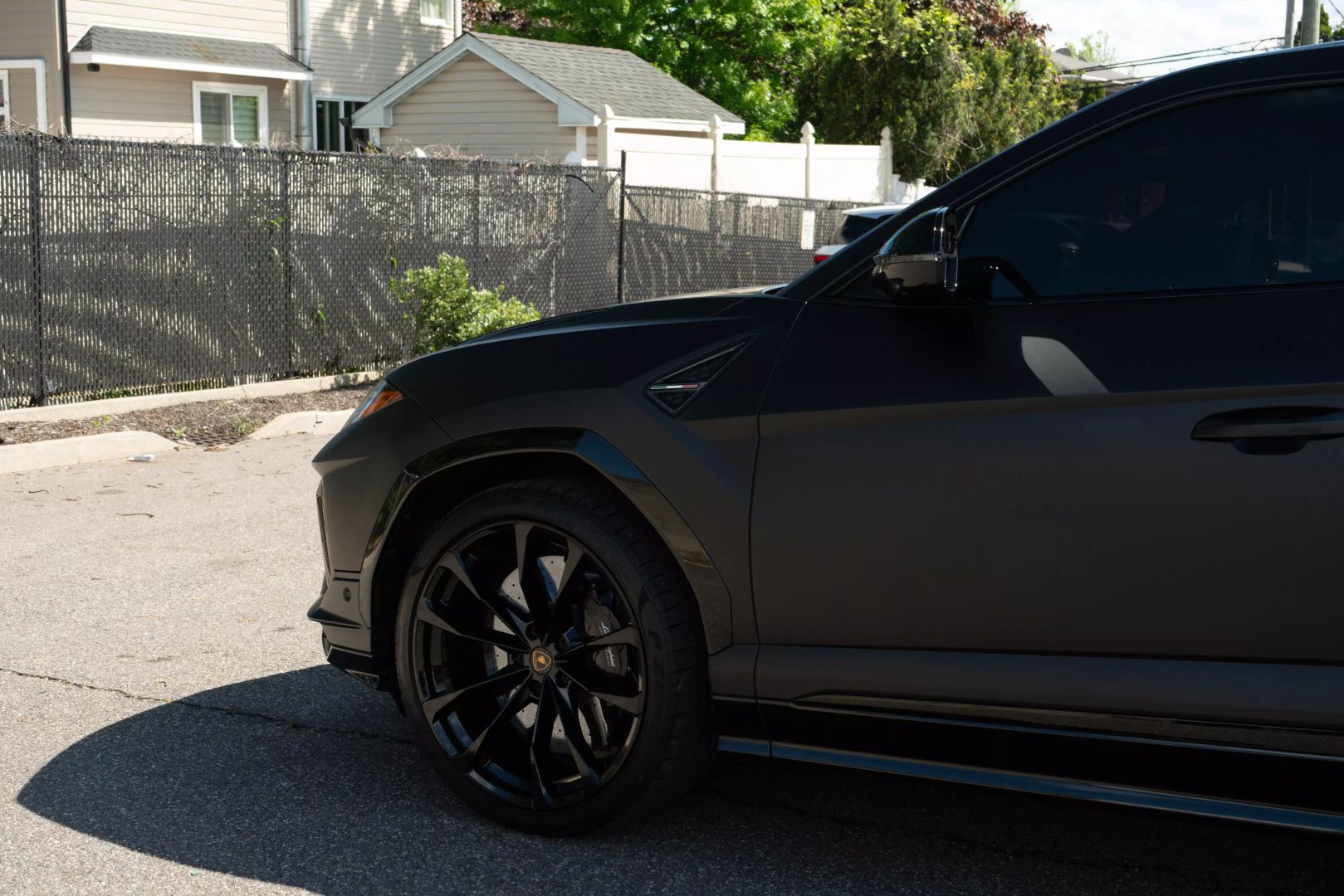 2024 Lamborghini Urus - Image 12