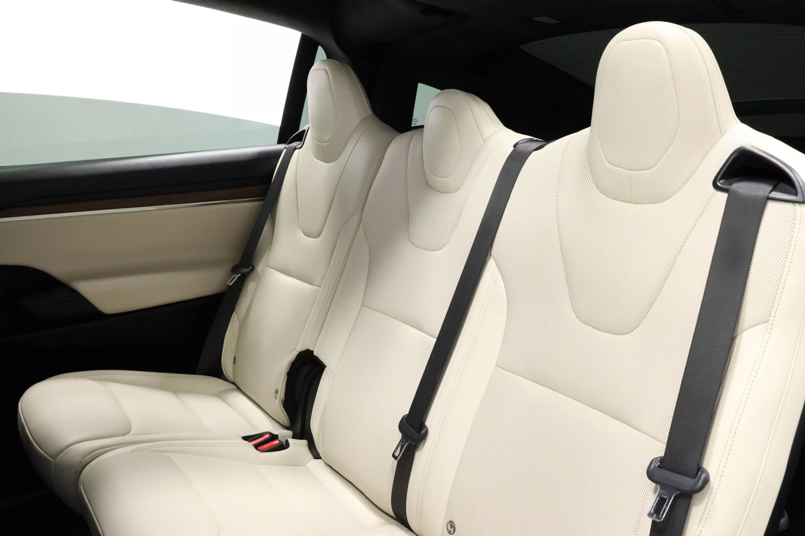 2023 Tesla Model X - Image 47