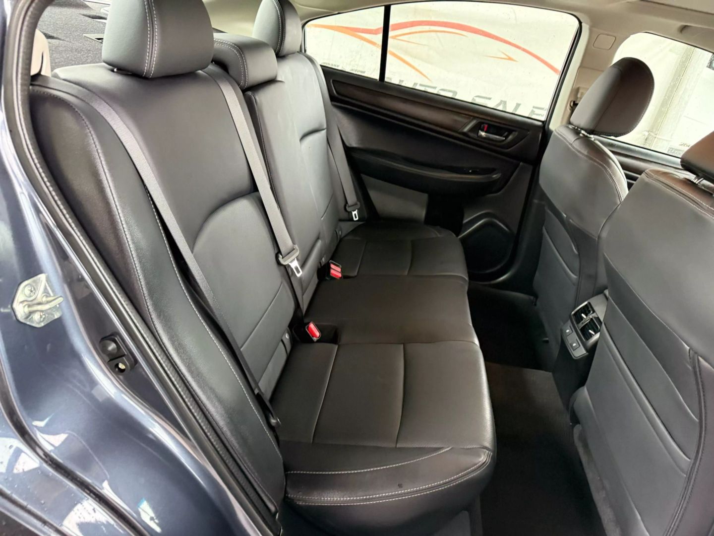 2017 Subaru Legacy - Image 22
