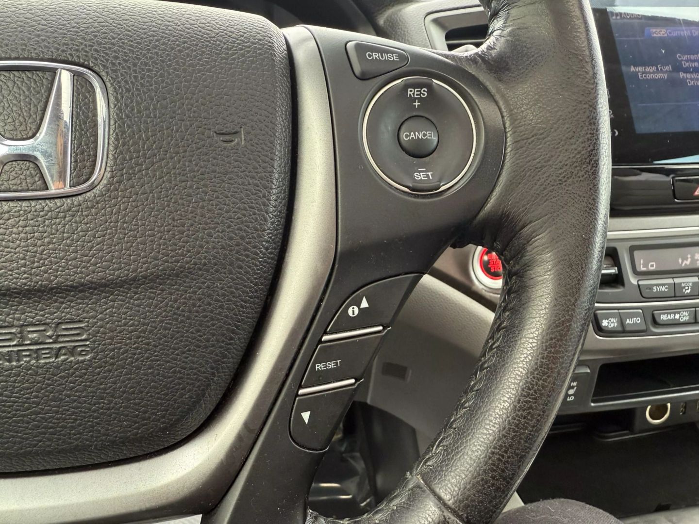 2016 Honda Pilot - Image 31