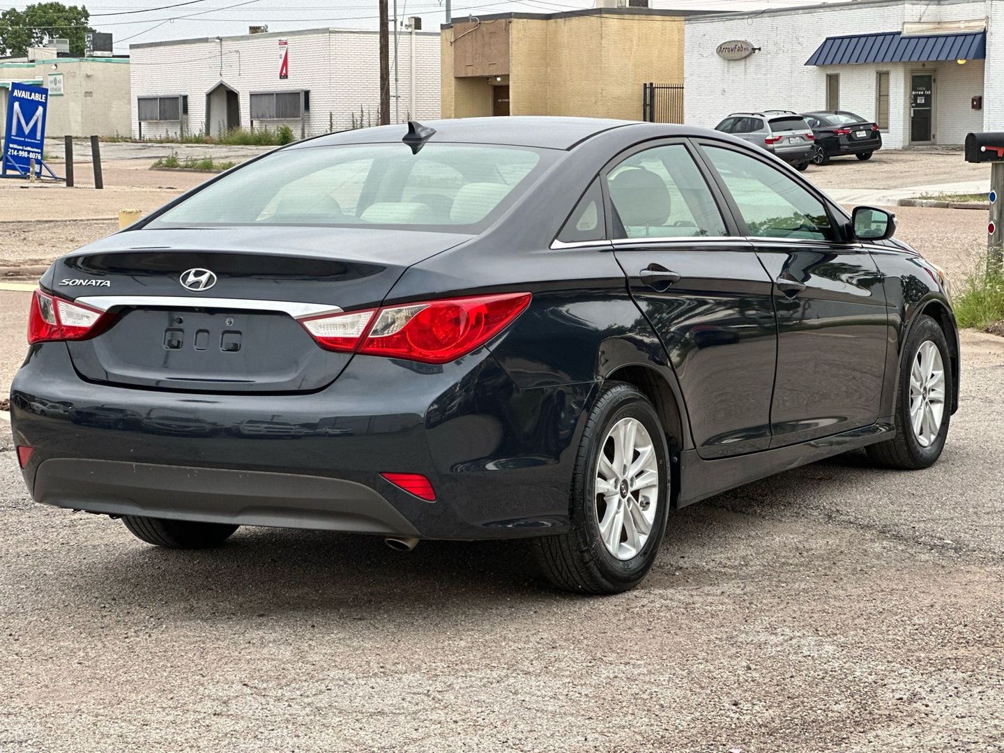 2014 Hyundai Sonata - Image 7