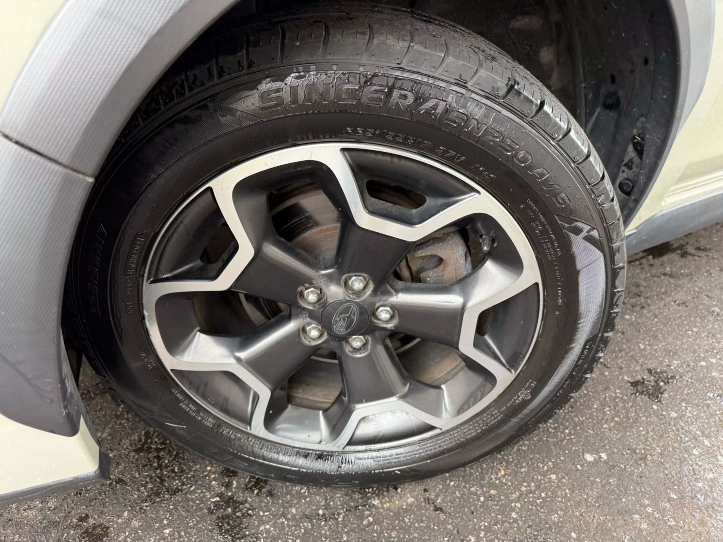 2014 Subaru Xv Crosstrek - Image 38