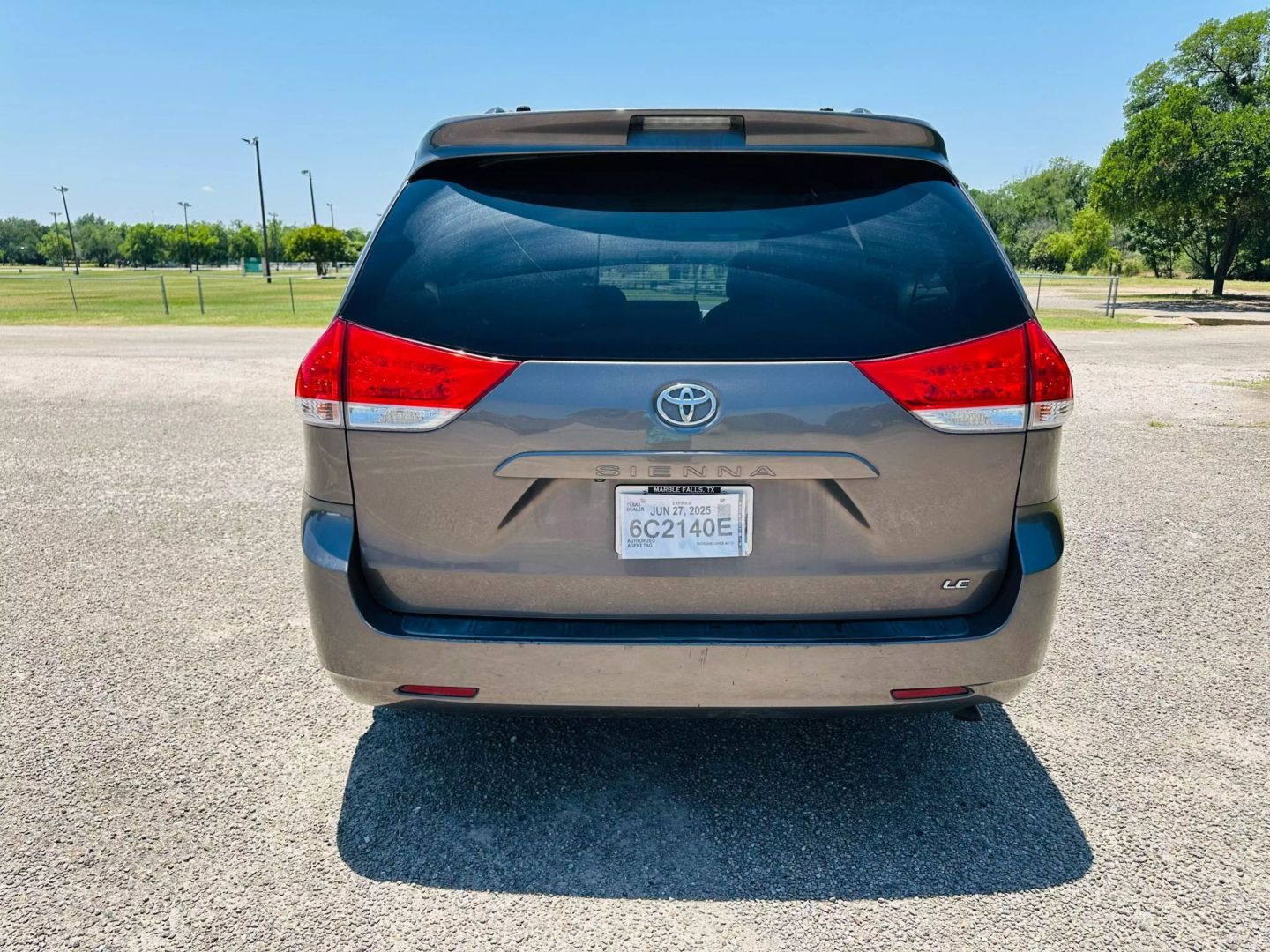 2014 Toyota Sienna - Image 7
