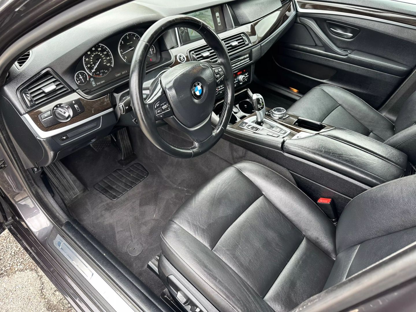 2014 Bmw 5 Series - Image 12