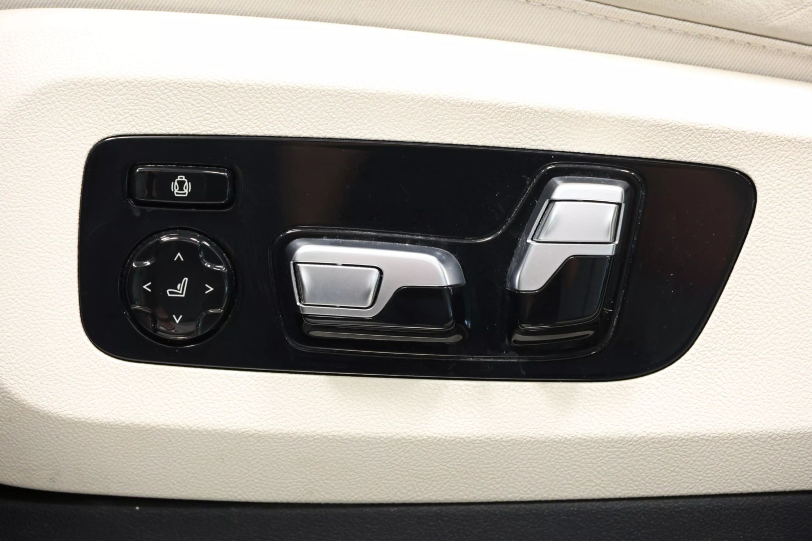 2019 Bmw X7 - Image 15