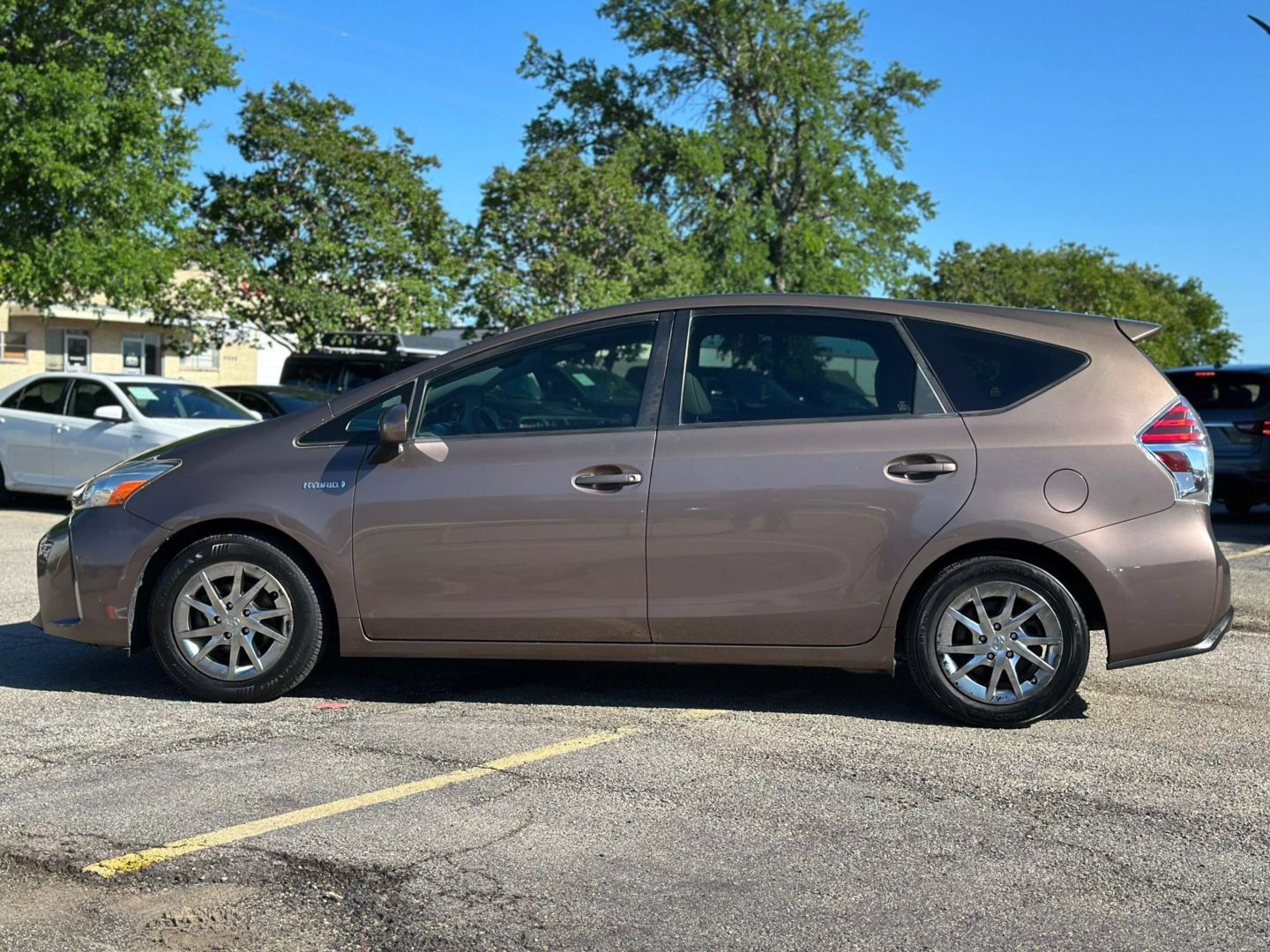 2015 Toyota Prius V - Image 3