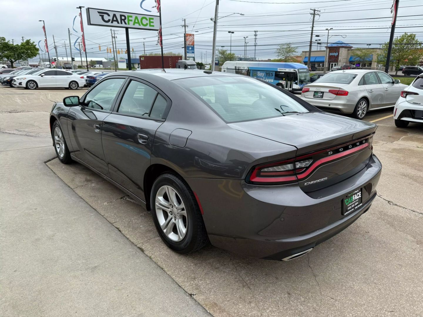 2020 Dodge Charger - Image 8