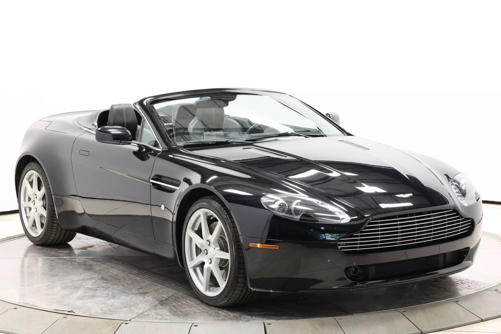 2008 Aston Martin Vantage - Image 80