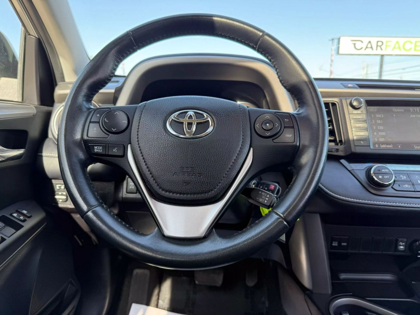 2016 Toyota Rav4 - Image 30