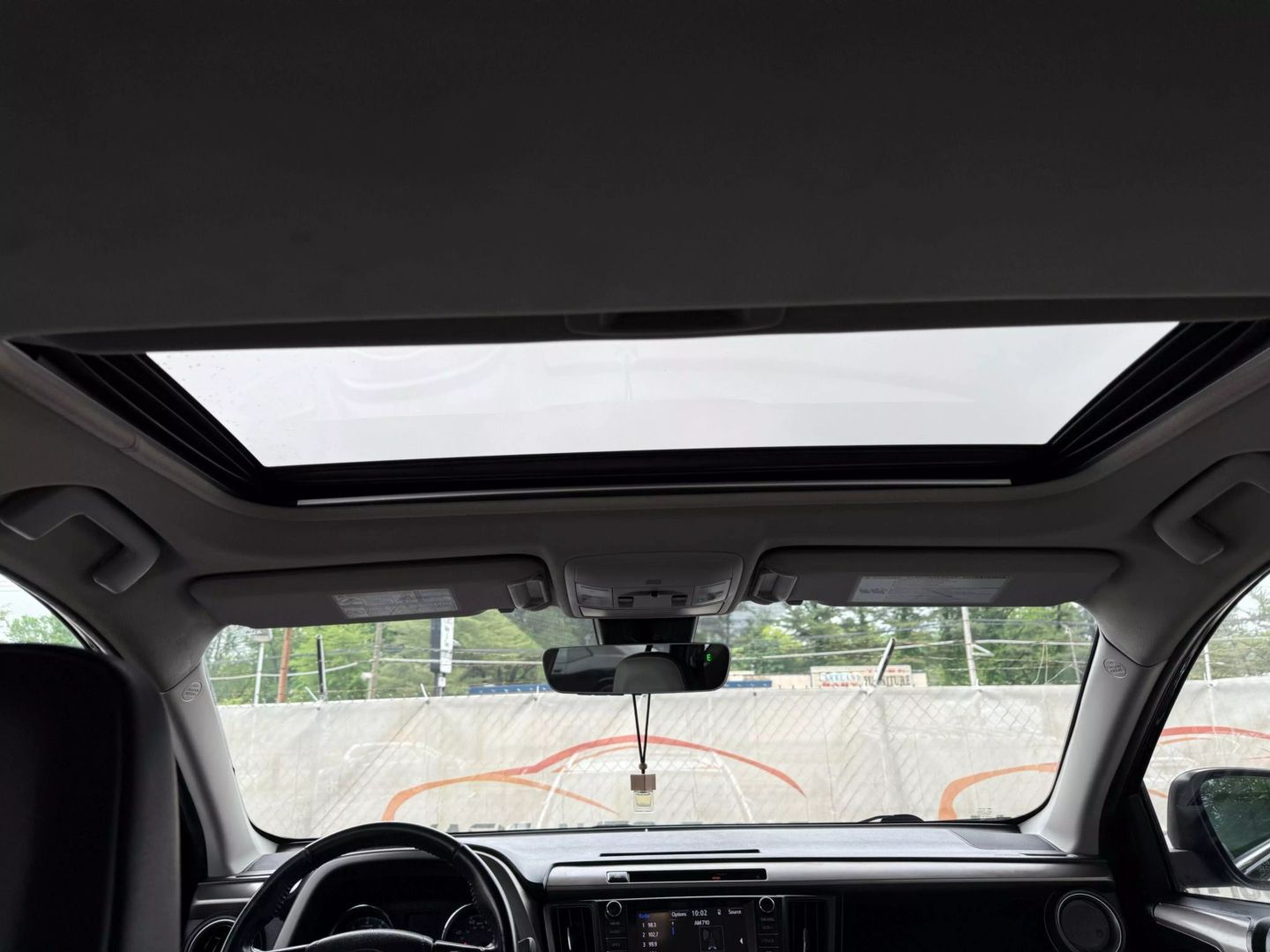 2016 Toyota Rav4 - Image 37