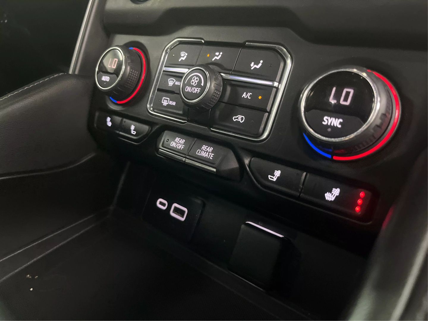 2021 Chevrolet Tahoe - Image 32