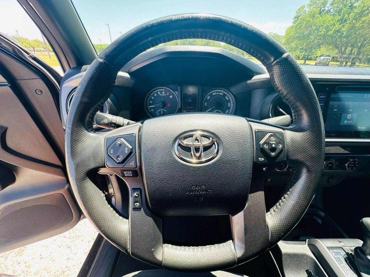 2016 Toyota Tacoma Access Cab - Image 24