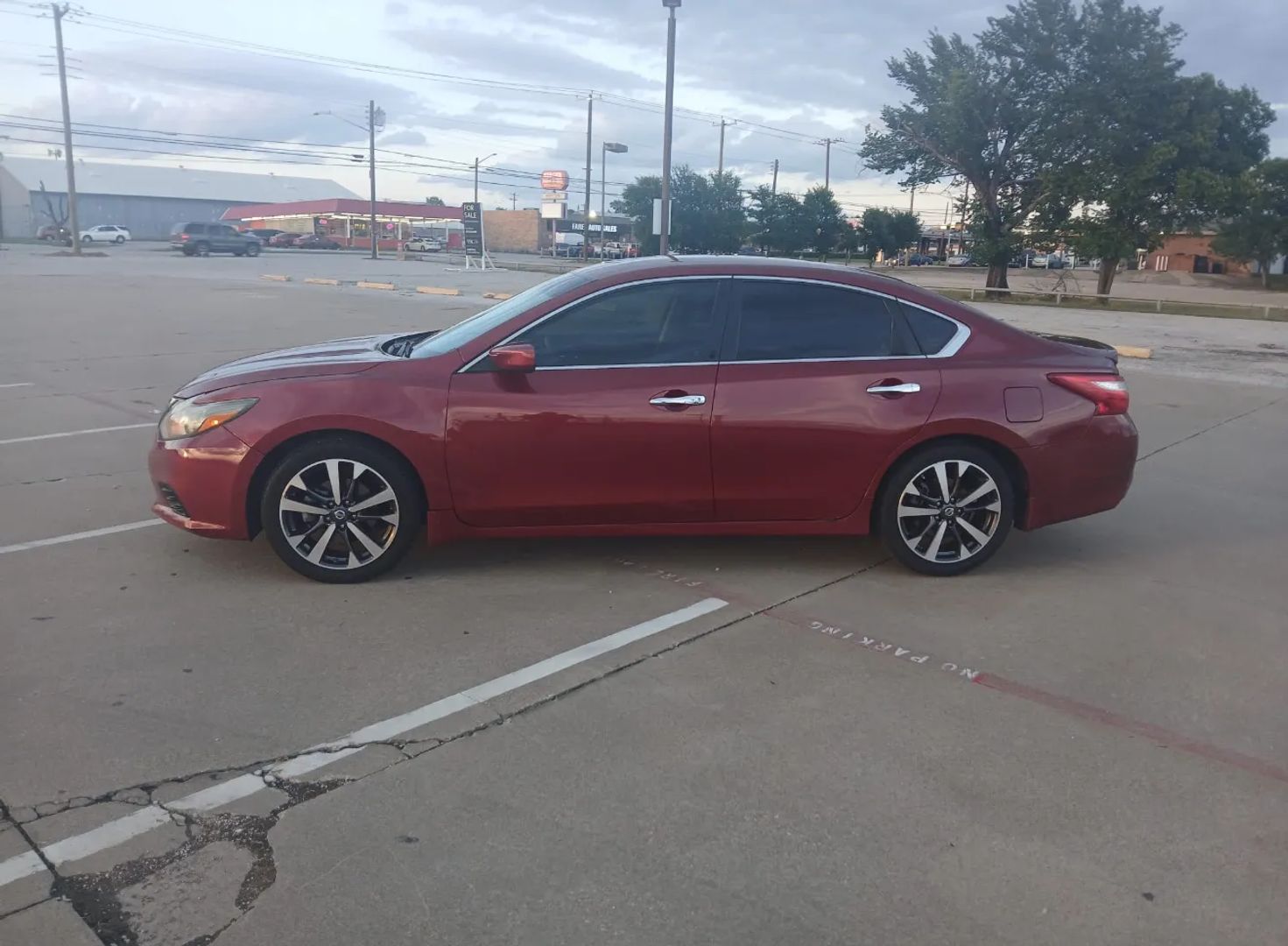 2016 Nissan Altima - Image 3