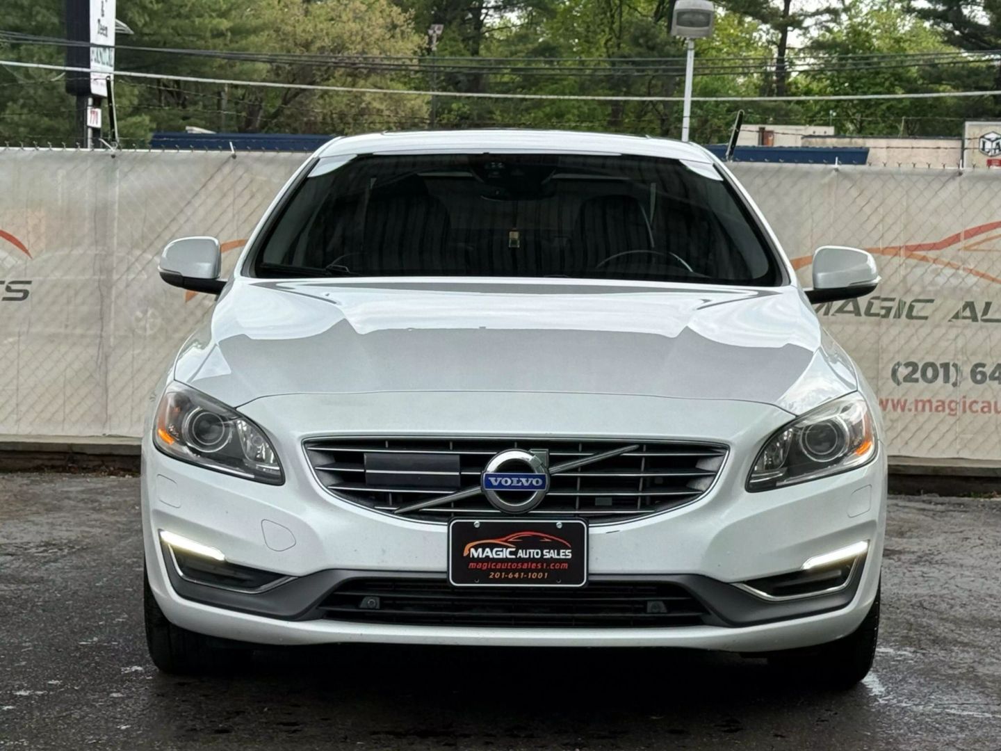 2017 Volvo S60 - Image 5