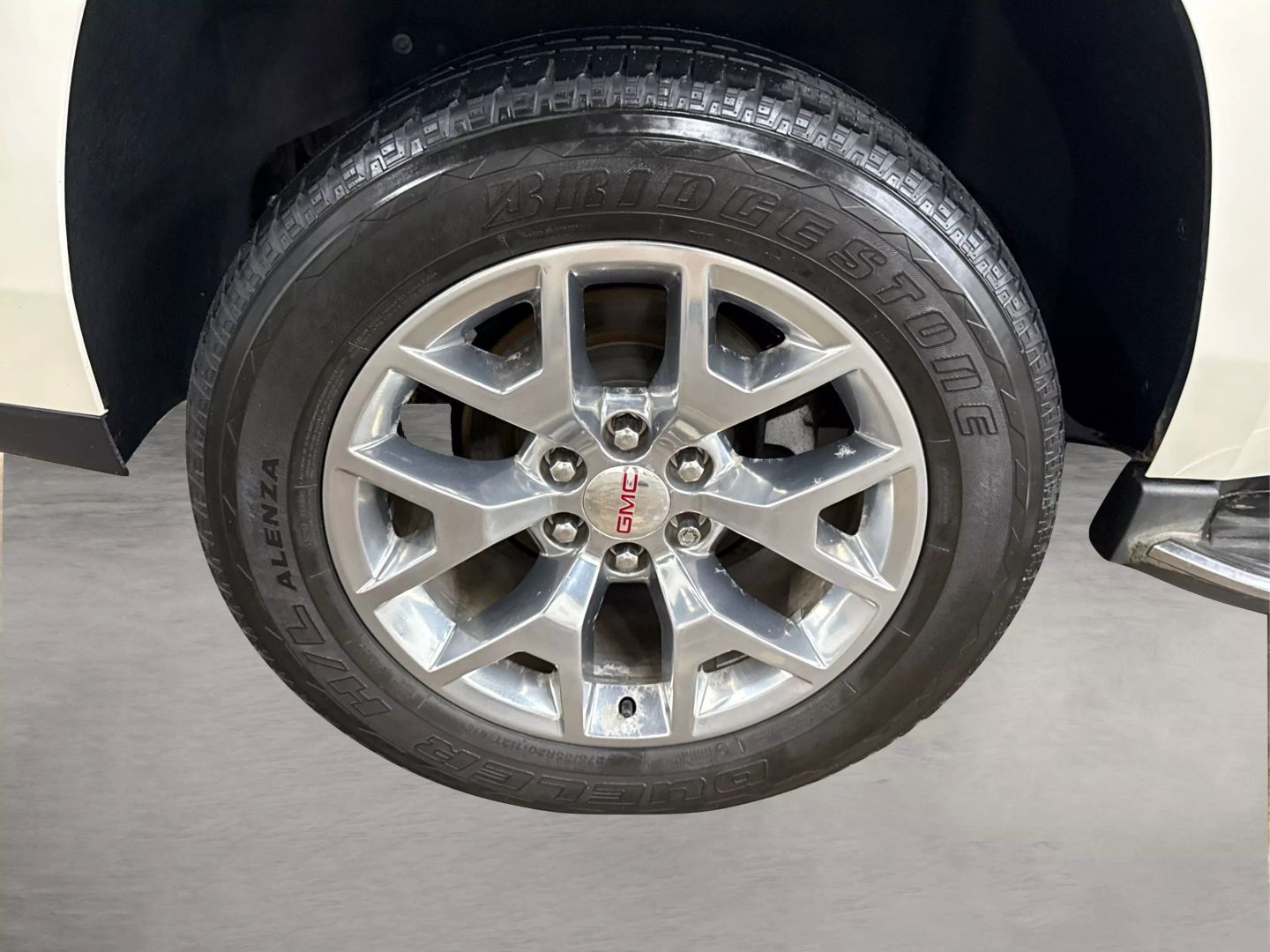 2015 Gmc Yukon - Image 16
