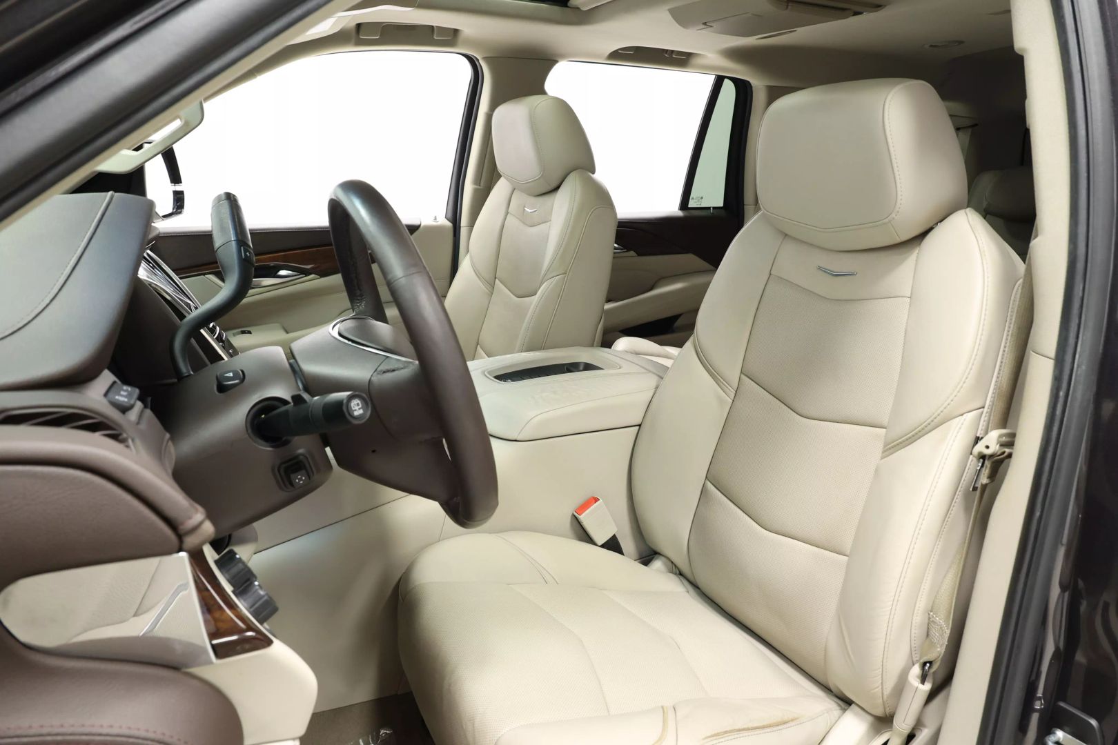 2017 Cadillac Escalade - Image 17