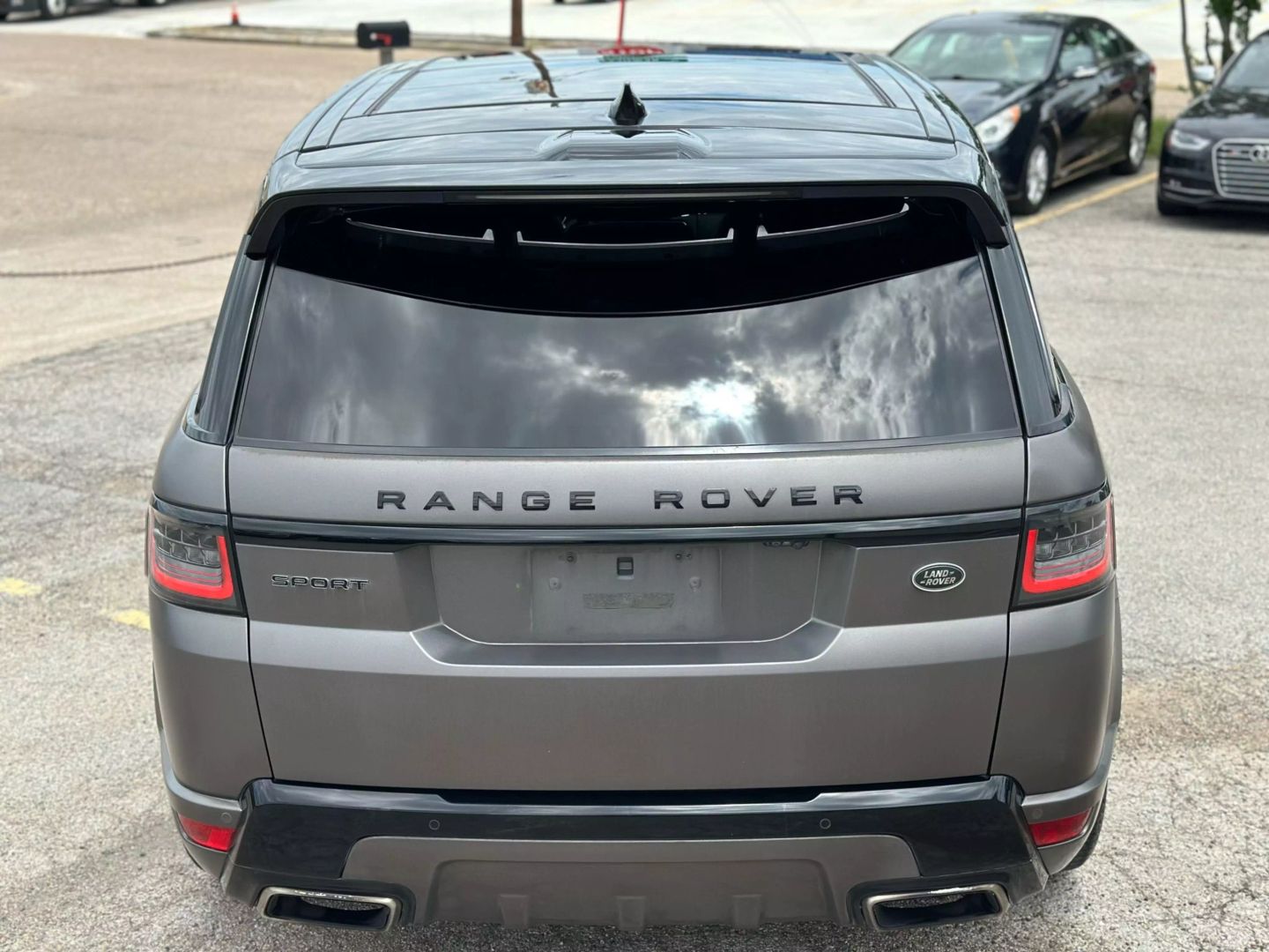 2018 Land Rover Range Rover Sport - Image 9