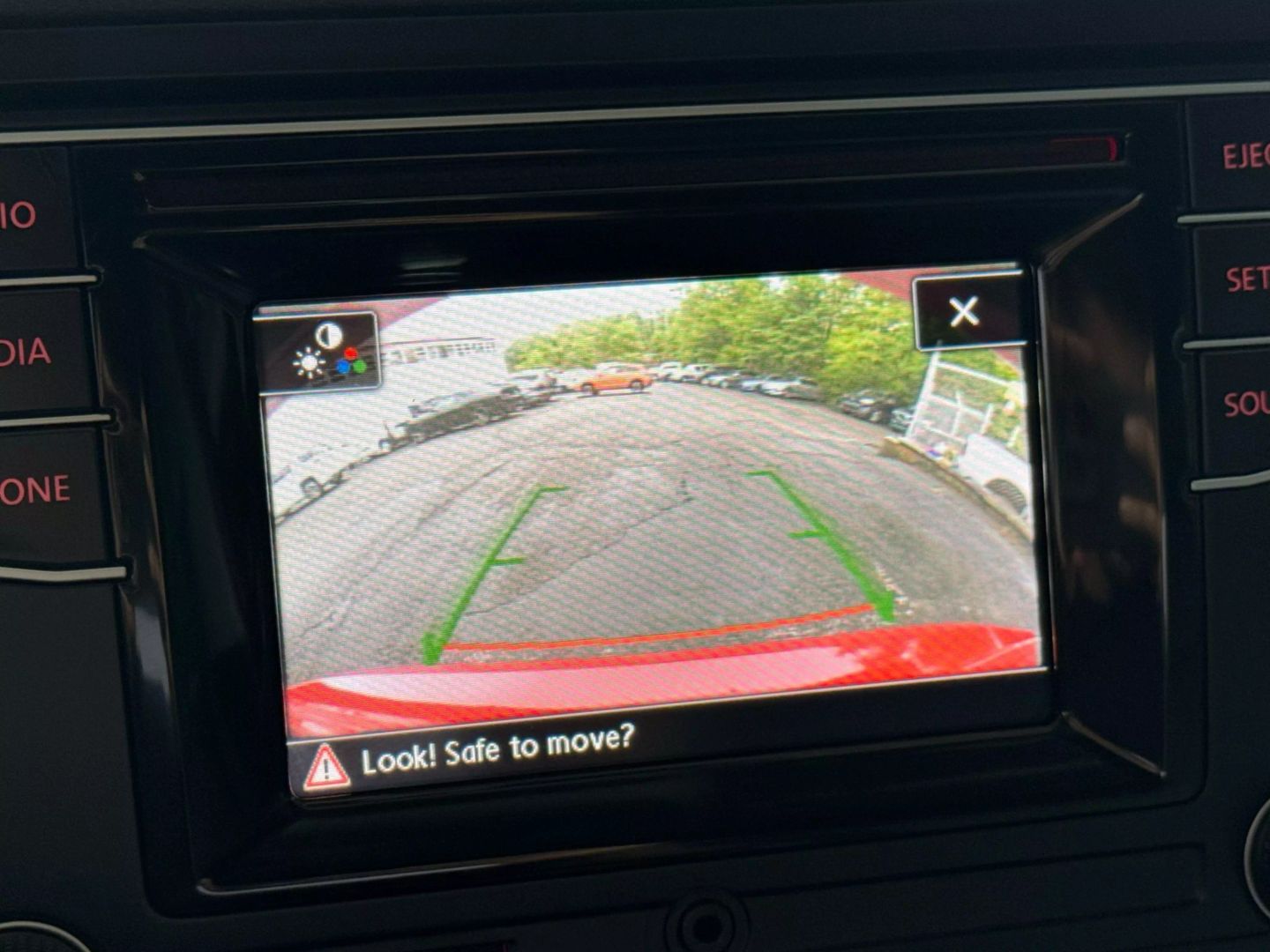 2018 Volkswagen Jetta - Image 36
