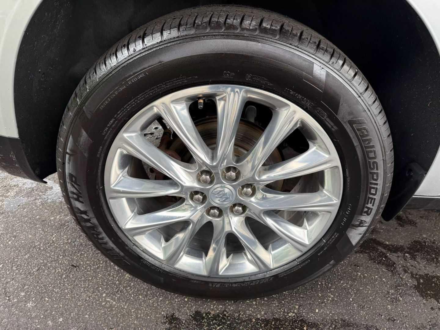 2018 Buick Enclave - Image 52