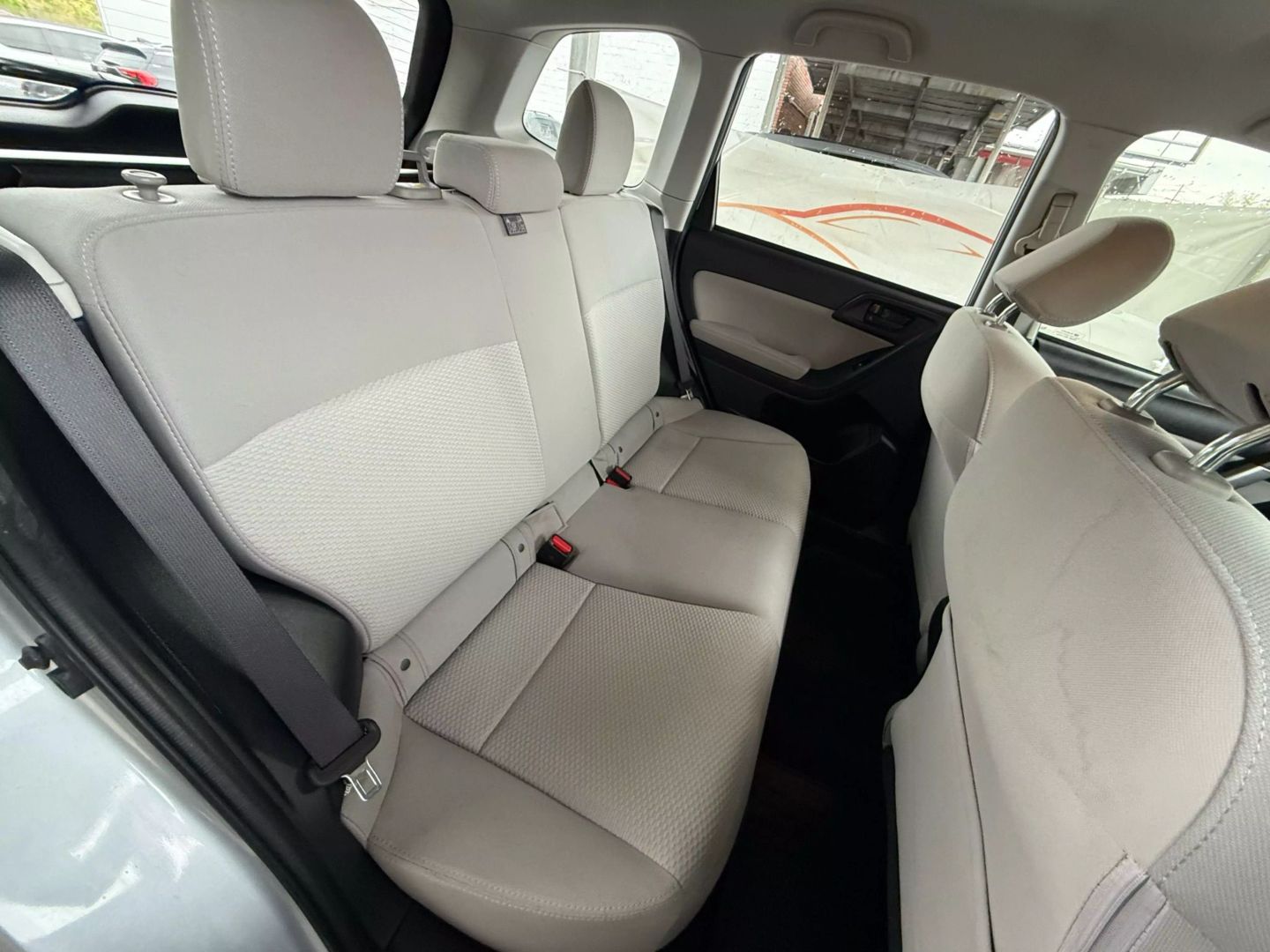 2015 Subaru Forester - Image 23