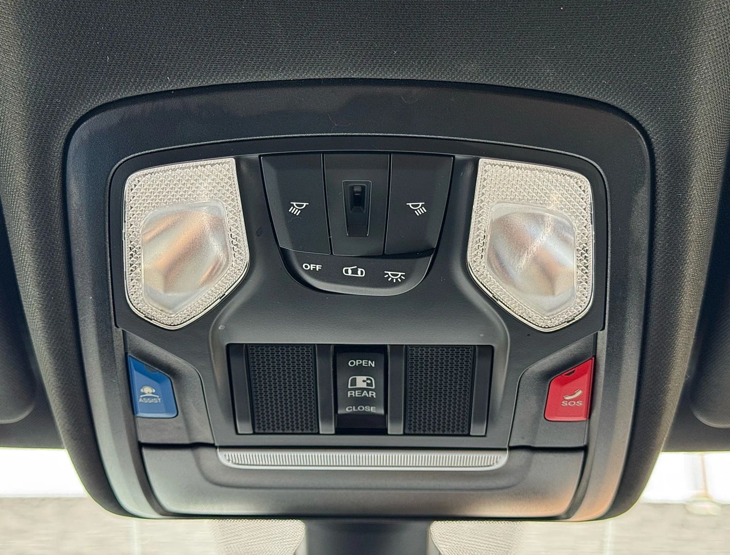 2022 Ram 1500 Crew Cab - Image 27