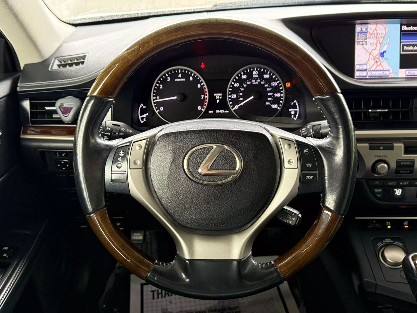 2013 Lexus Es - Image 32