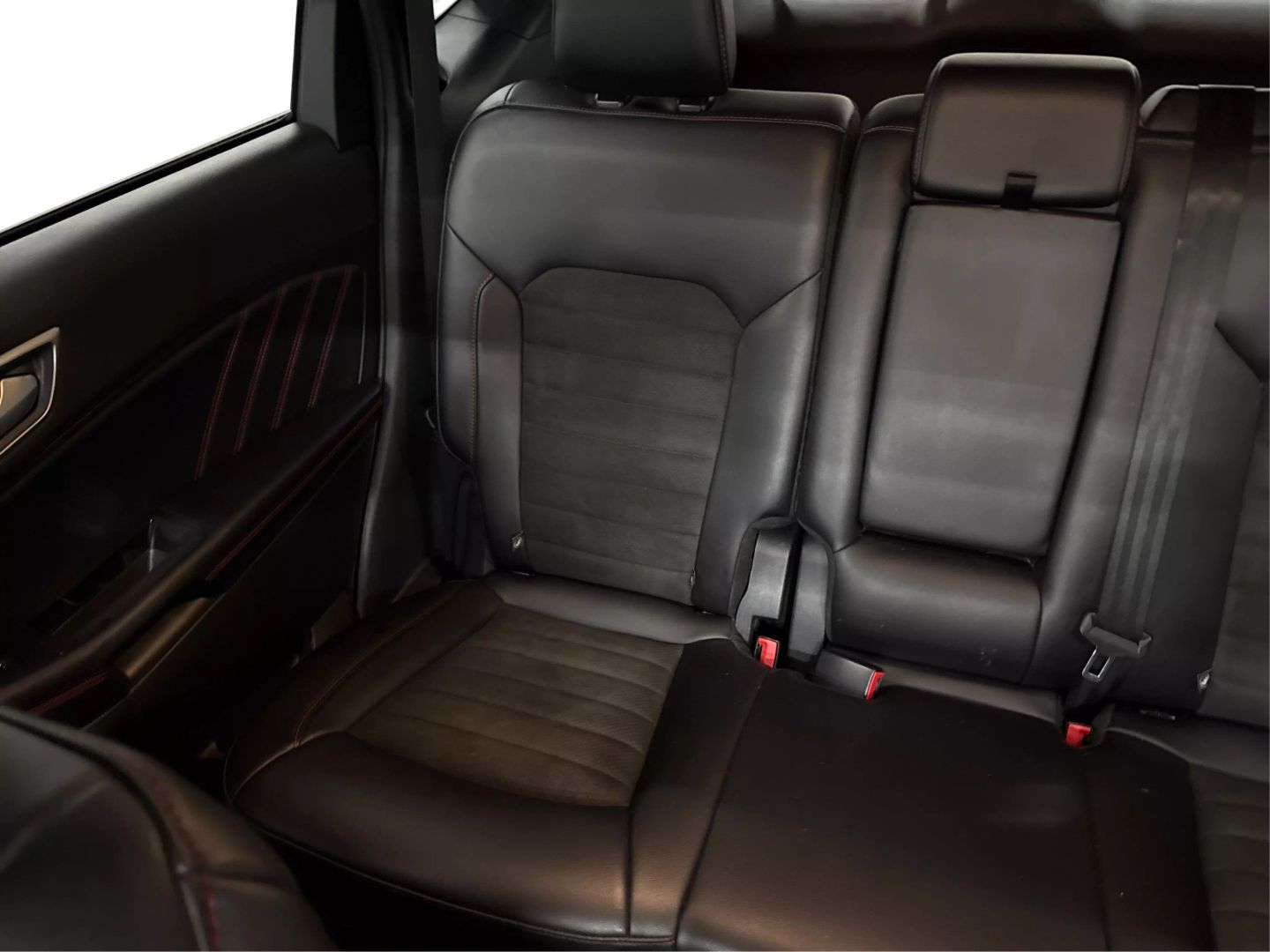 2020 Ford Edge - Image 34