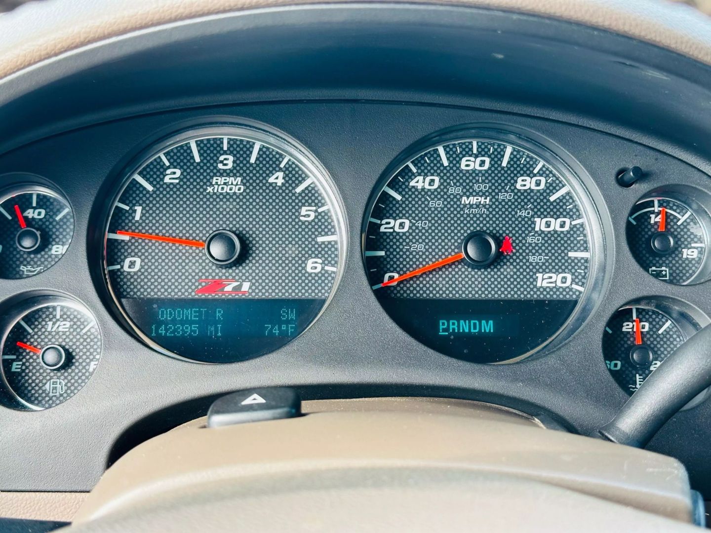 2014 Chevrolet Tahoe - Image 21