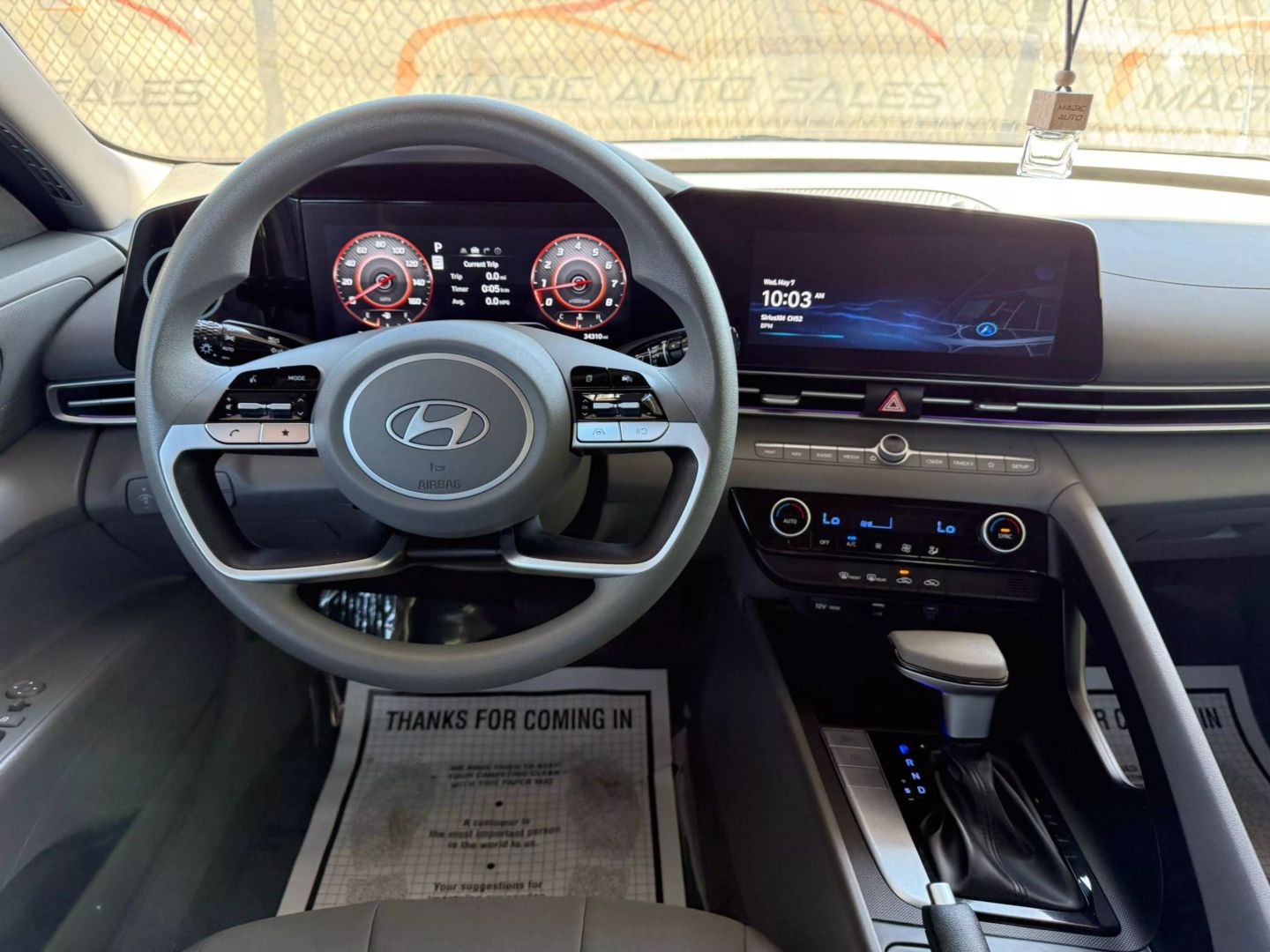 2024 Hyundai Elantra - Image 32