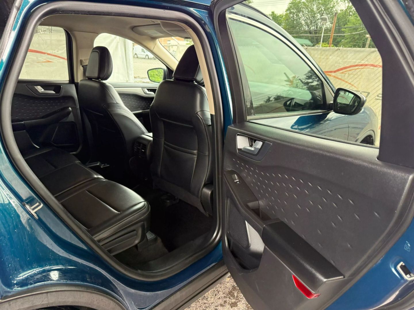 2020 Ford Escape - Image 21