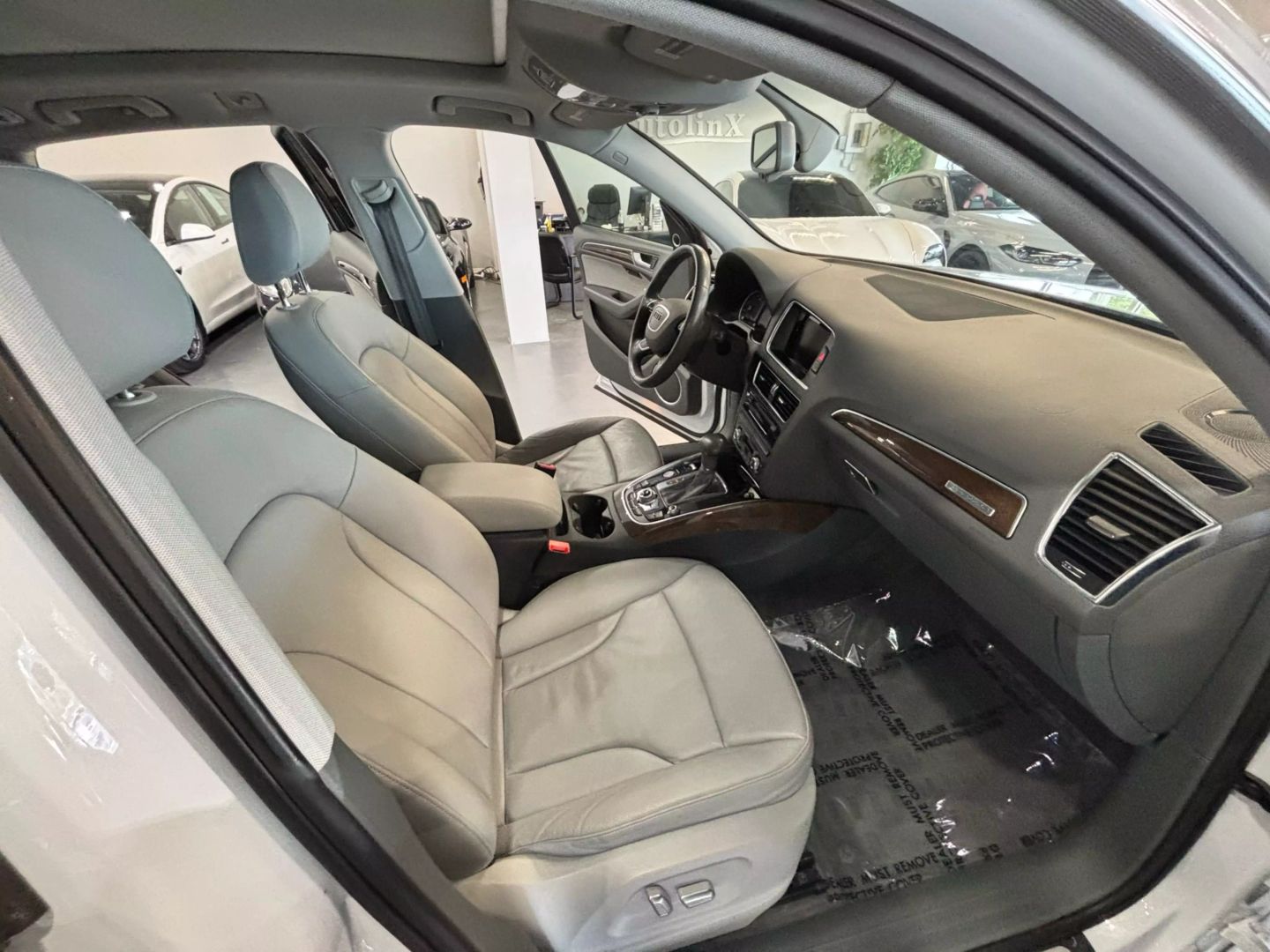 2016 Audi Q5 2.0t Premium Plus Sport Utility 4d - Image 20