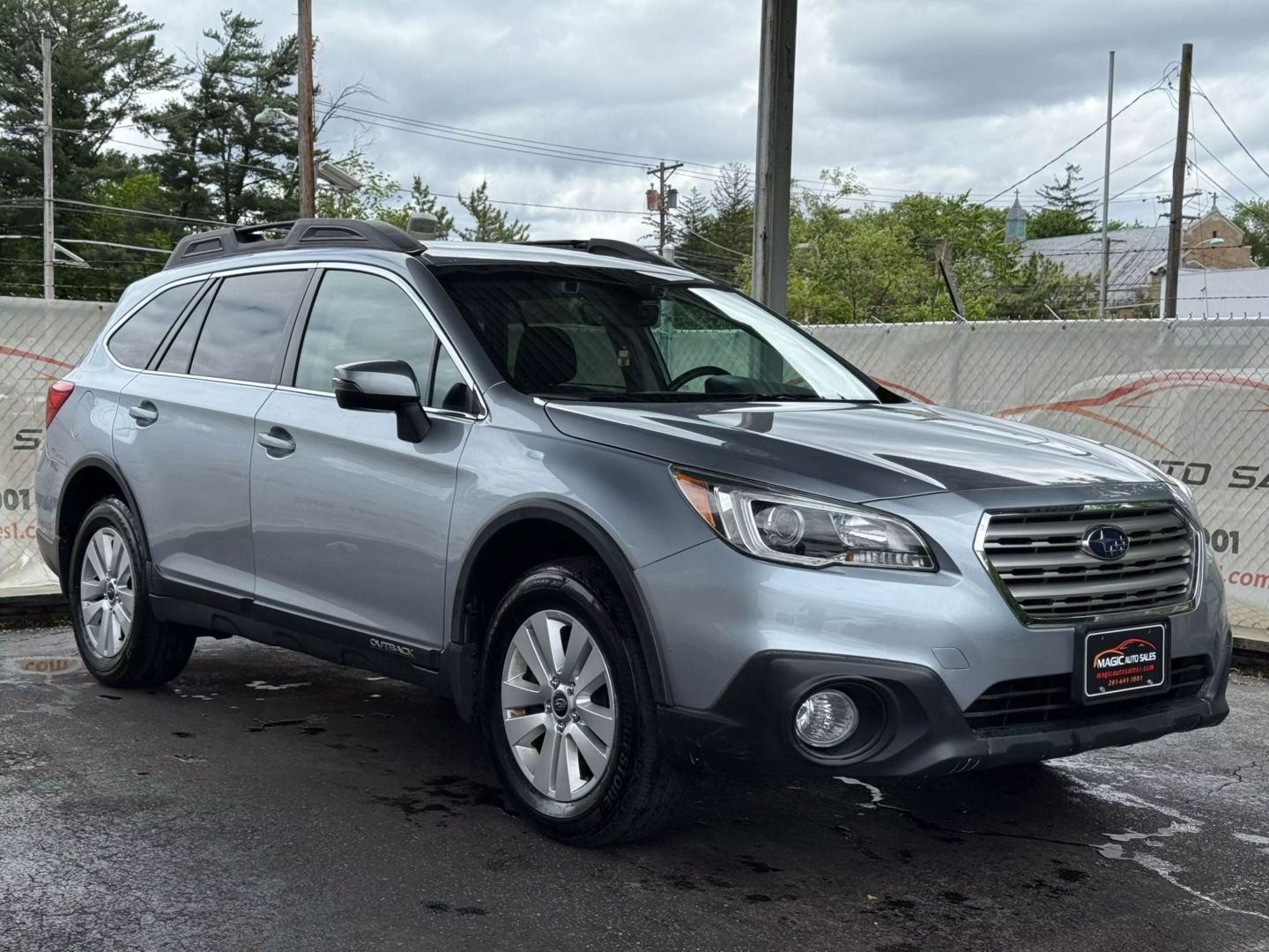 2017 Subaru Outback - Image 6