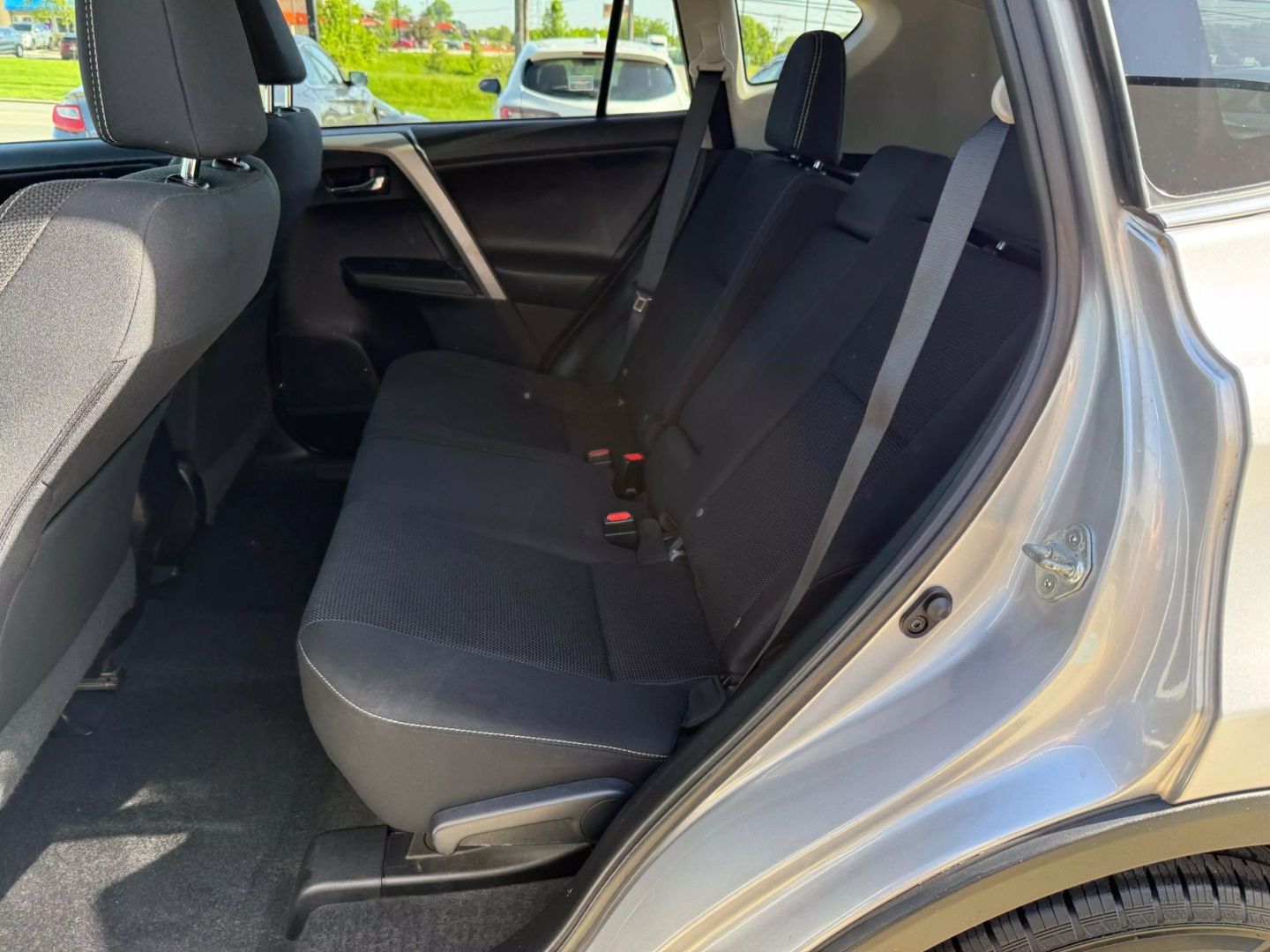 2016 Toyota Rav4 - Image 21
