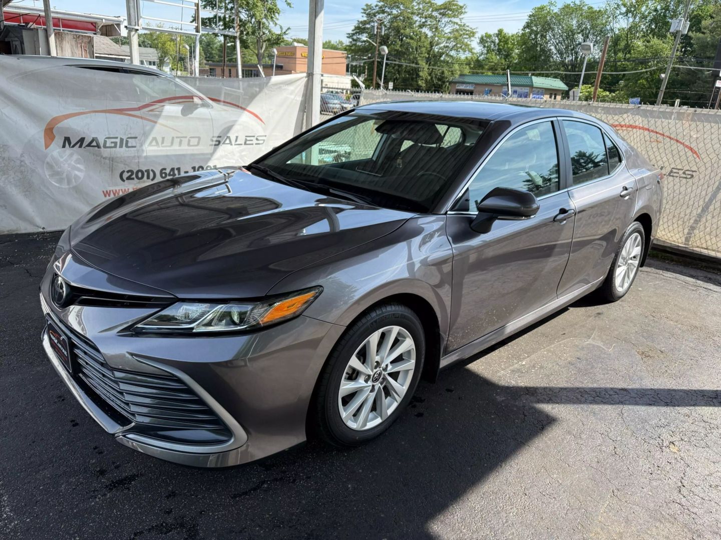 2023 Toyota Camry - Image 8