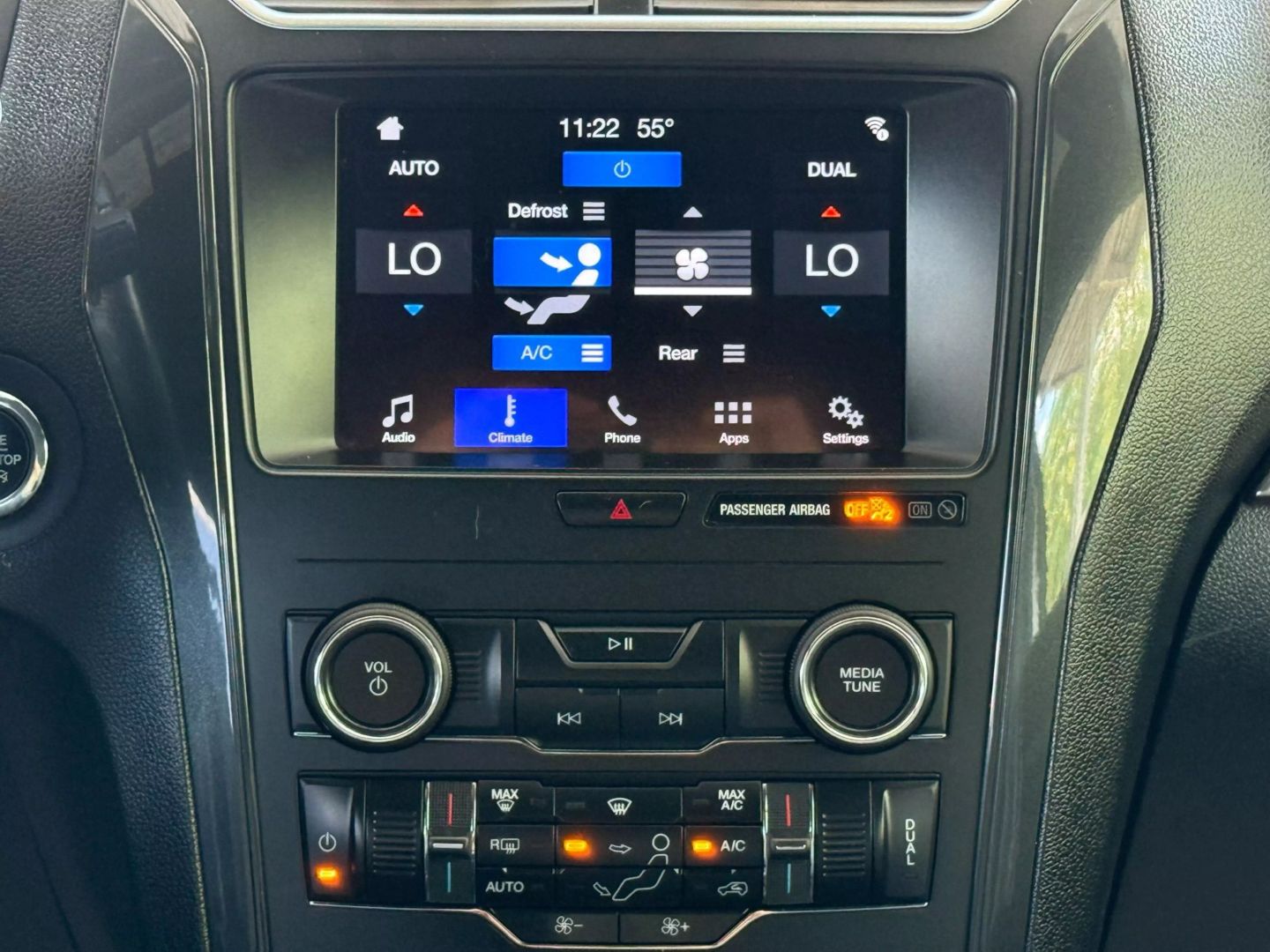 2019 Ford Explorer - Image 30