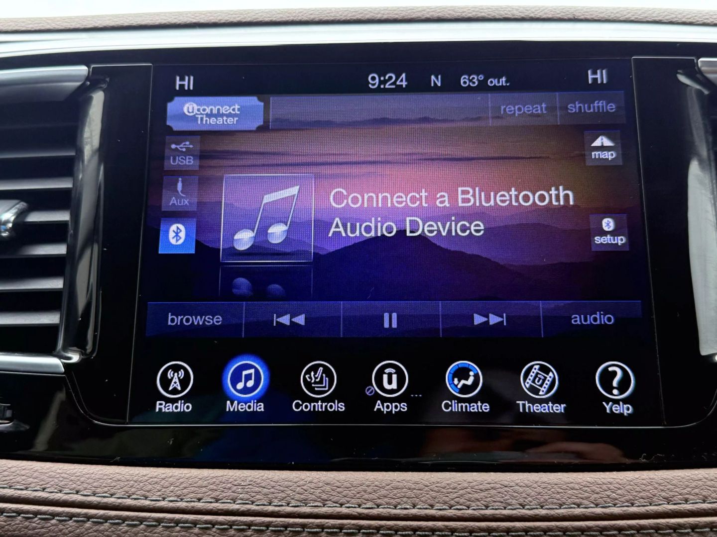 2017 Chrysler Pacifica - Image 46