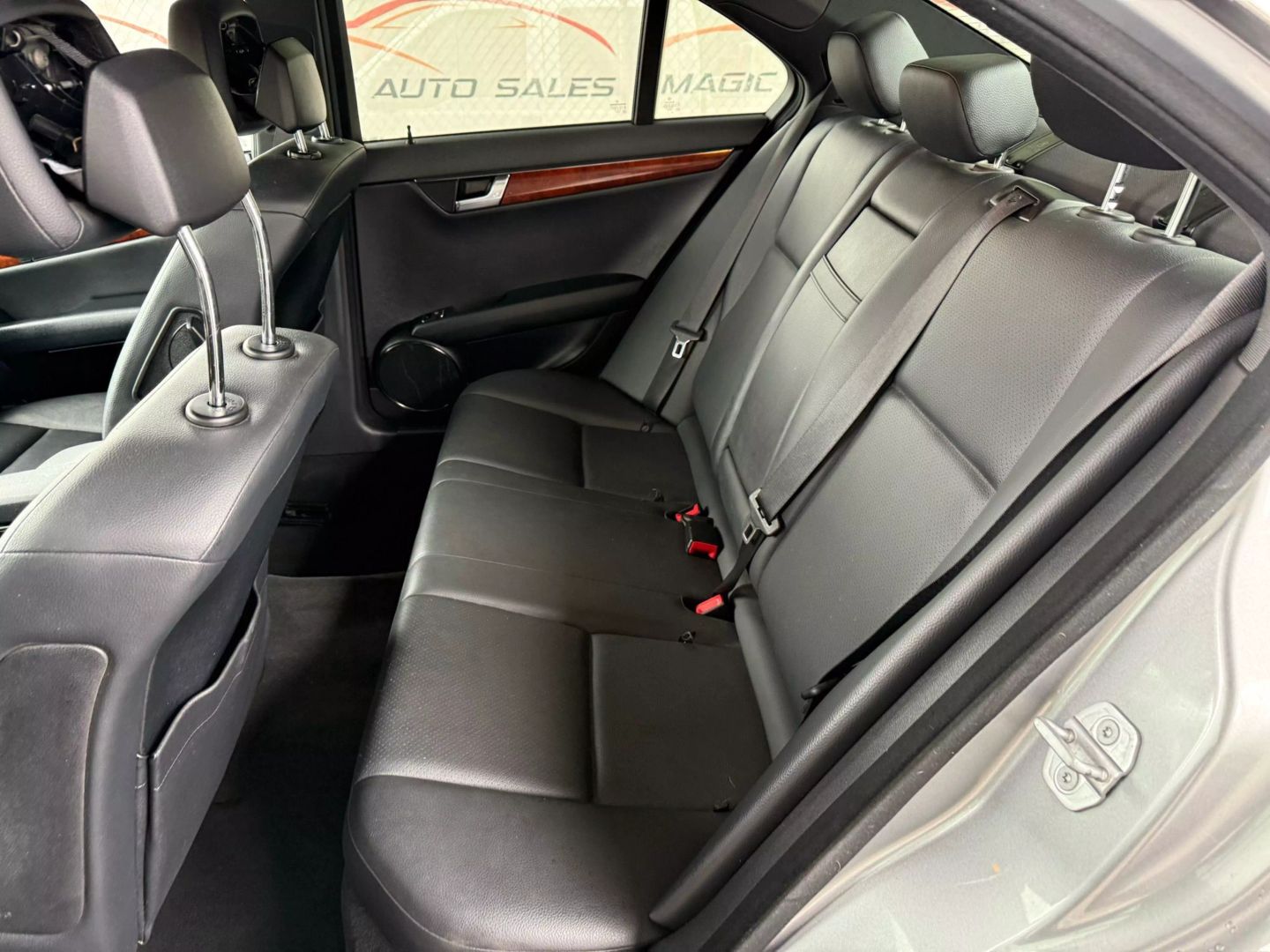 2011 Mercedes-benz C-class - Image 18