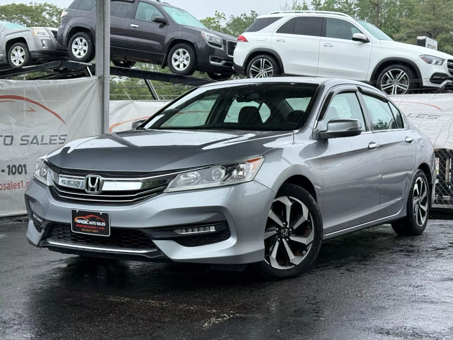 2017 Honda Accord - Image 1