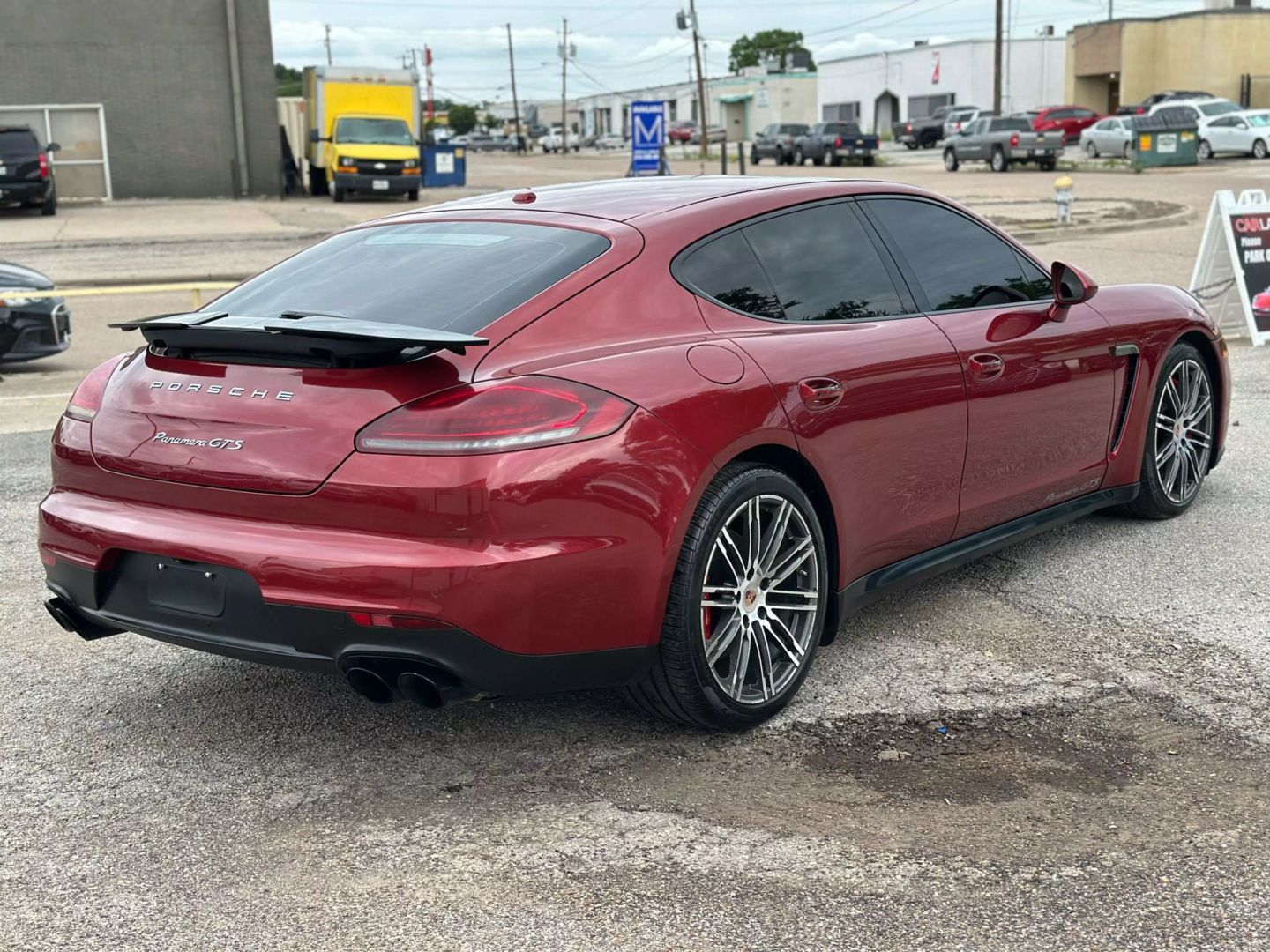 2014 Porsche Panamera - Image 15