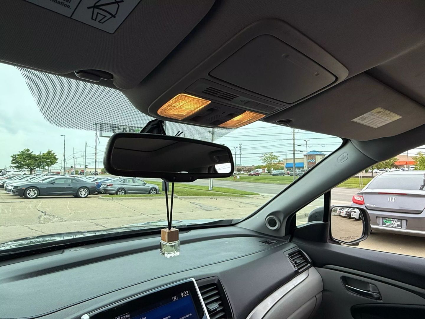 2016 Honda Pilot - Image 56