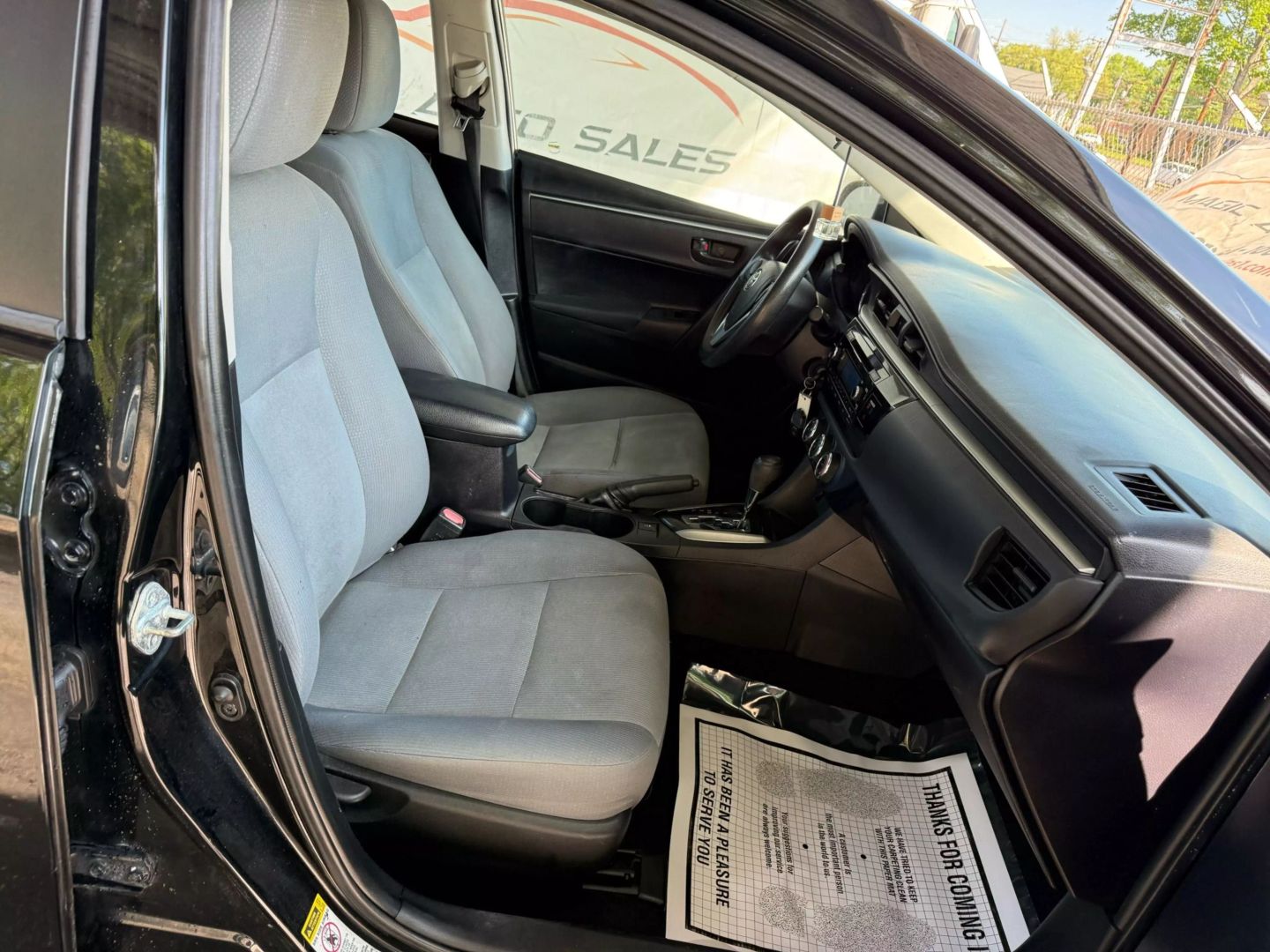 2015 Toyota Corolla - Image 25