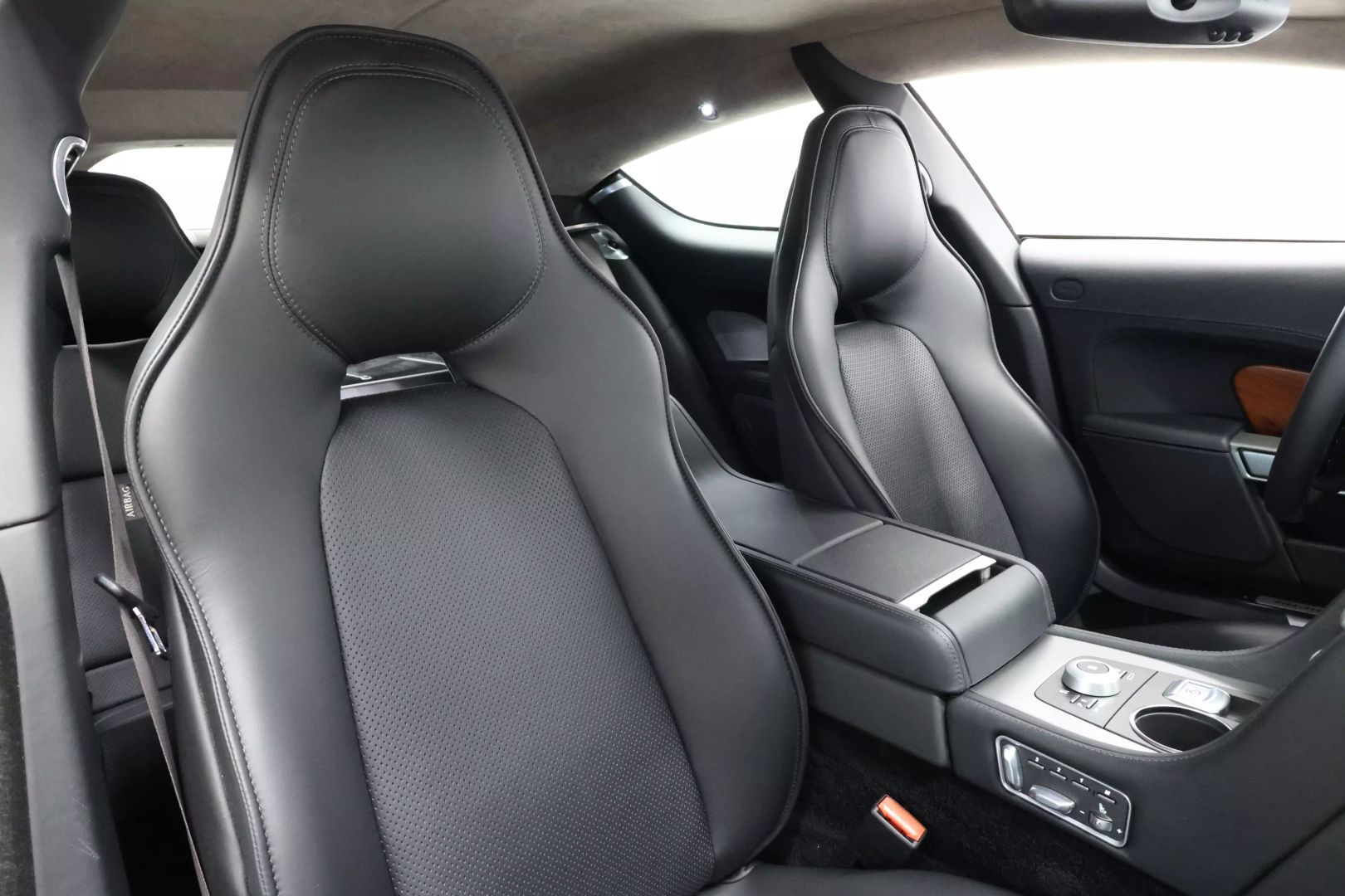 2011 Aston Martin Rapide - Image 89
