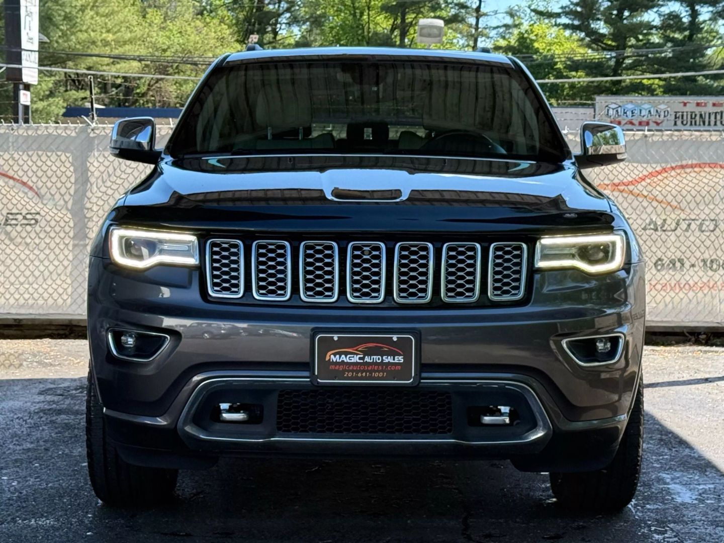2018 Jeep Grand Cherokee - Image 5