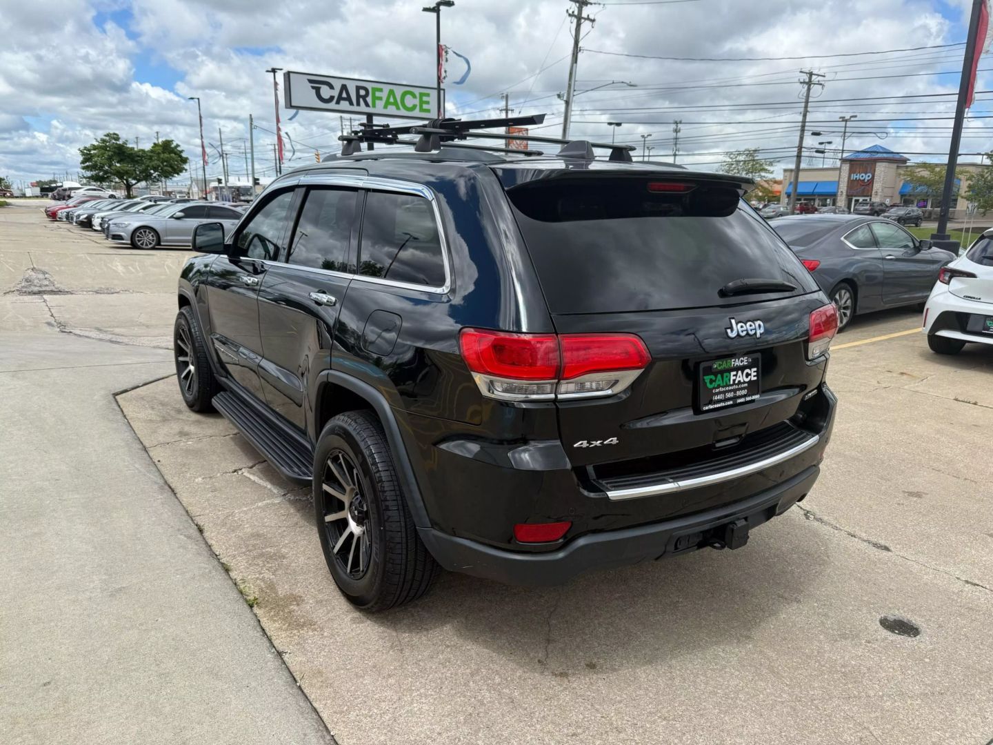 2018 Jeep Grand Cherokee - Image 8