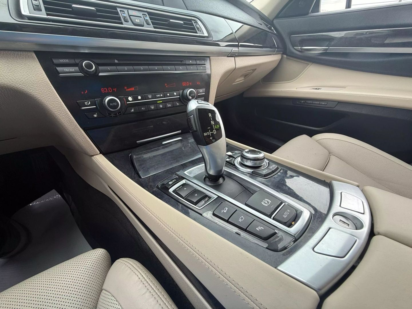 2010 Bmw 7 Series - Image 51