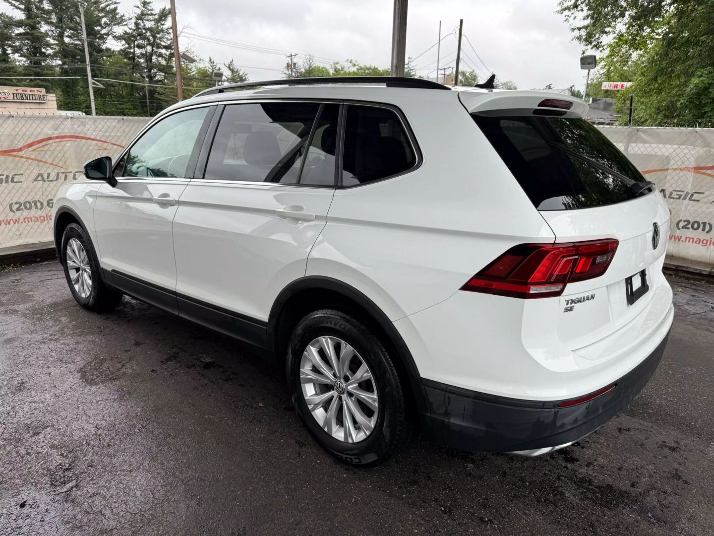 2019 Volkswagen Tiguan - Image 13