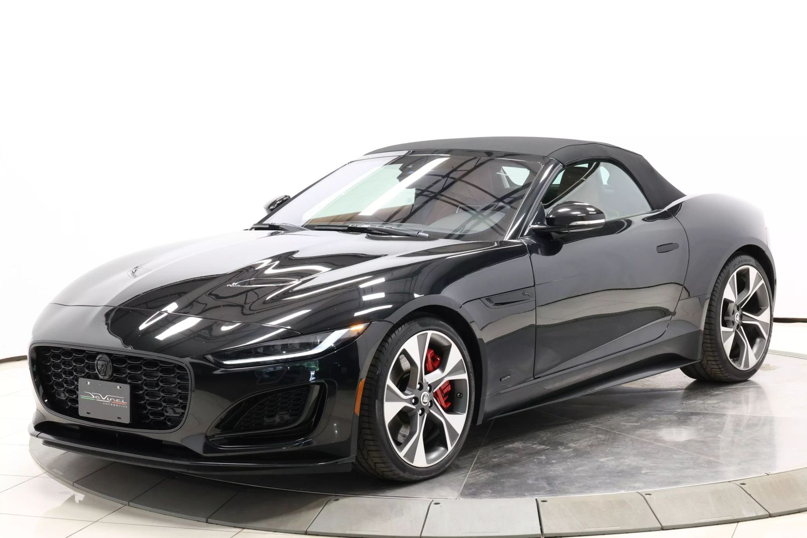 2024 Jaguar F-type - Image 82